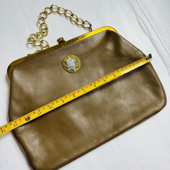 Vintage Roger Van S. Elegant Brown Leather Clutch with Gold Chain - Picture 5 of 10